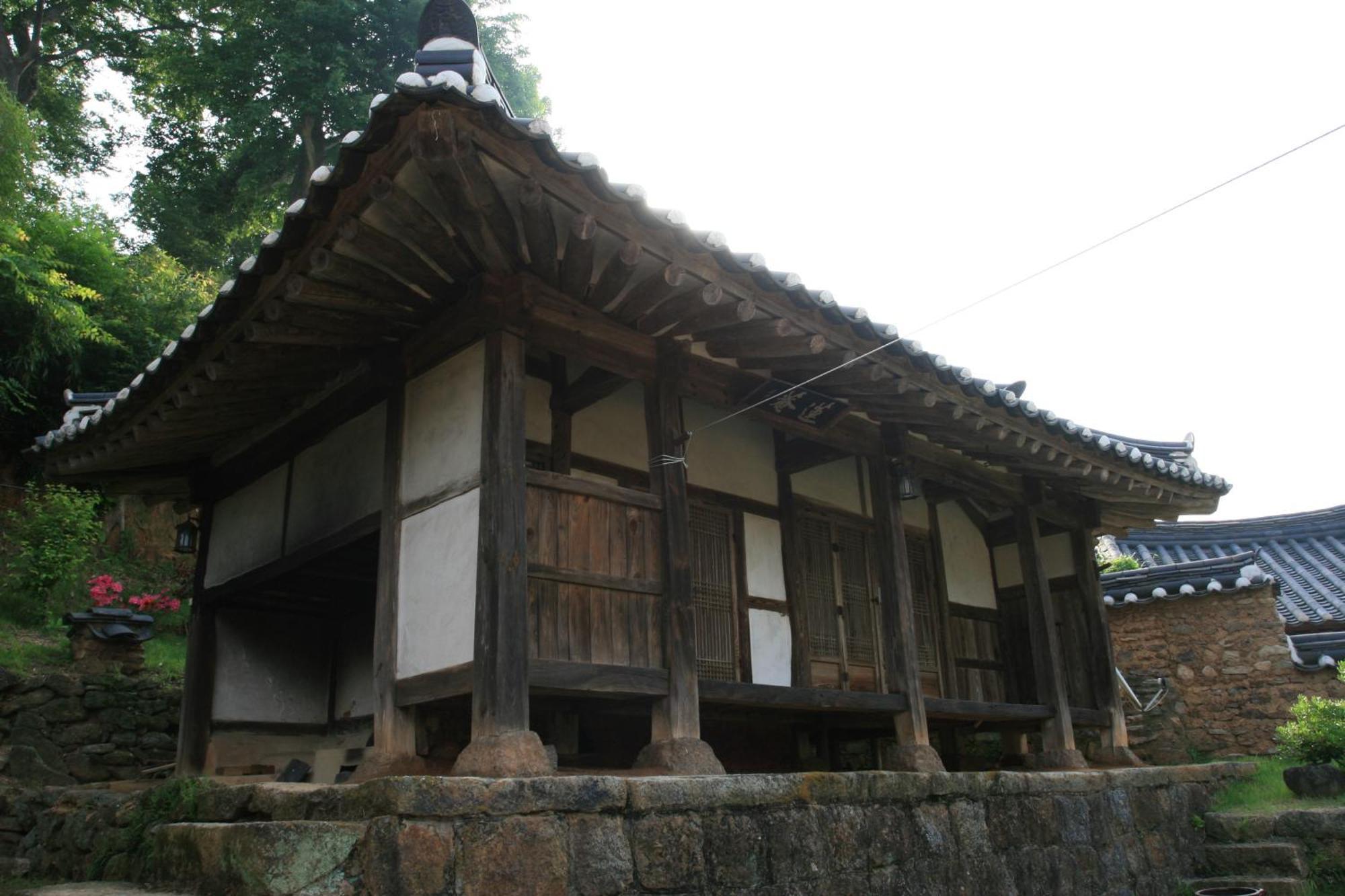 Jinrae Lee'S Traditional House Boseong Экстерьер фото