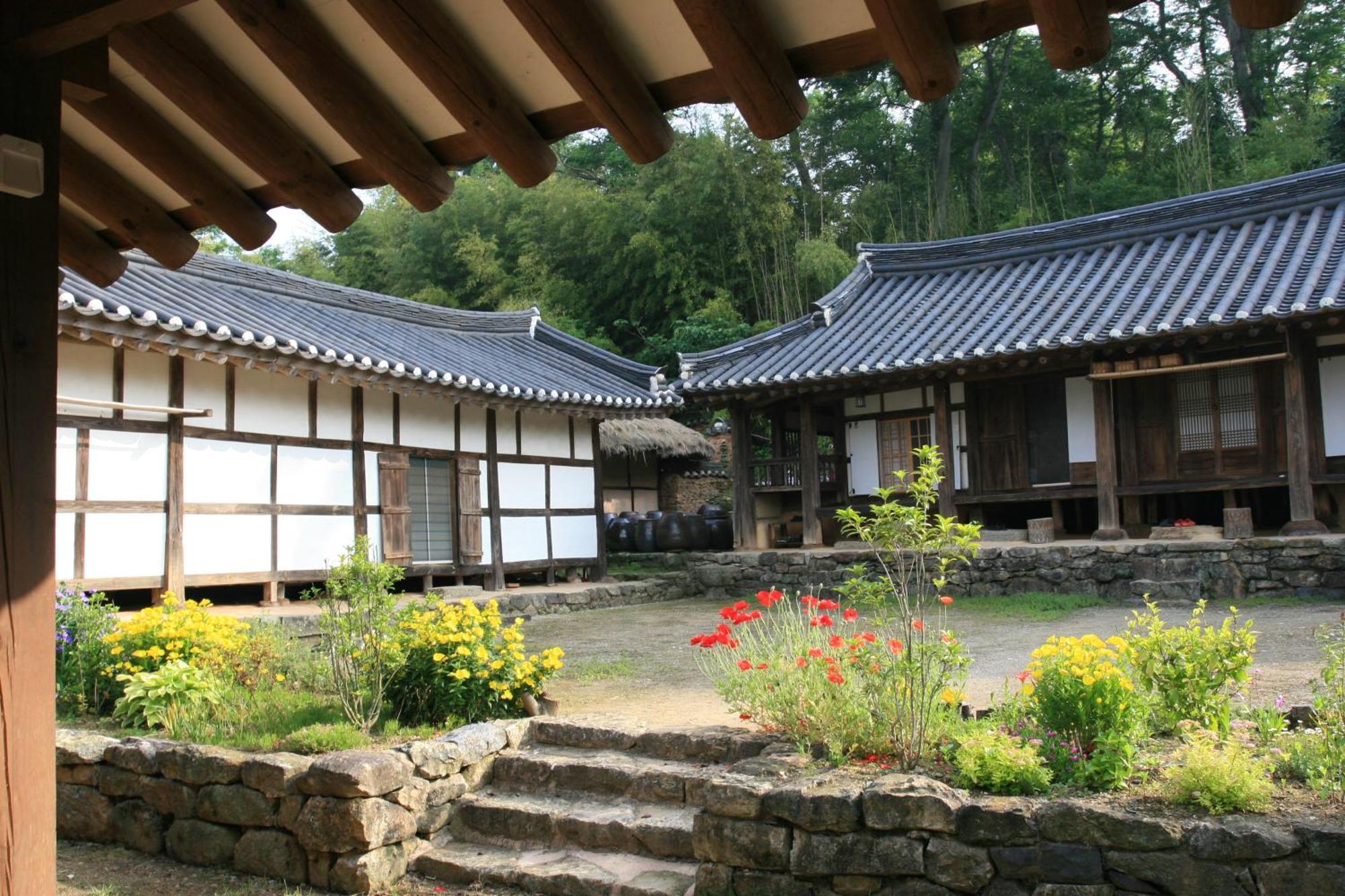 Jinrae Lee'S Traditional House Boseong Экстерьер фото